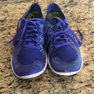 Nike Purple tennis shoes